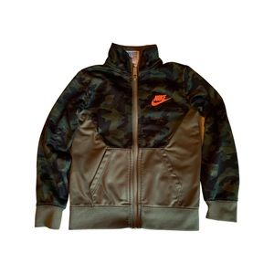 Nike sweatshirt size 4 cami